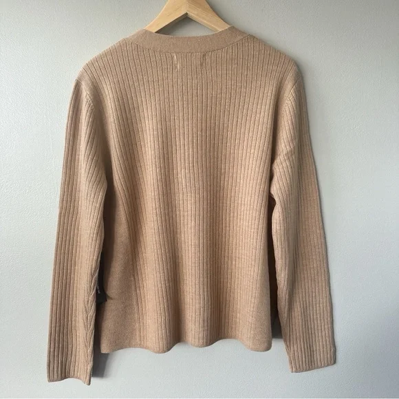 Tahari 100% extra fine merino wool sweater cardigan LG New with tags! - Picture 2 of 13
